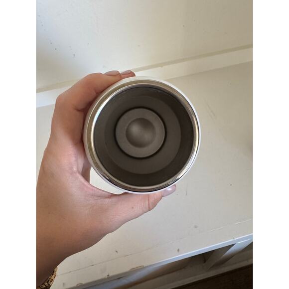 HydroFlask 32oz Temp Shield Water Bottle Flex Cap Great Condition White Tumbler - Picture 7 of 8